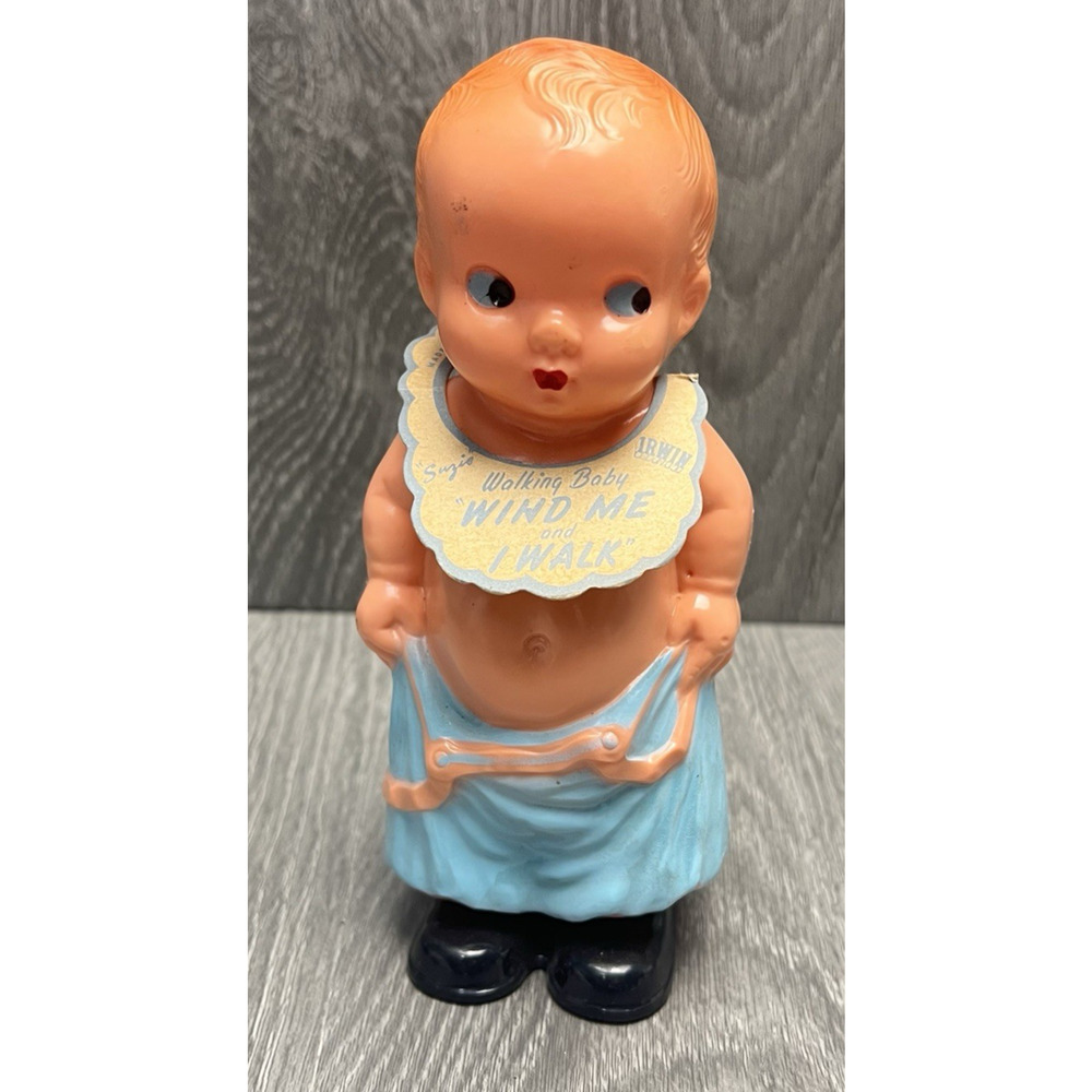Vintage Irwin Plastic Suzie Walking Baby Wind Me and I Walk Side Eye 7 inch READ